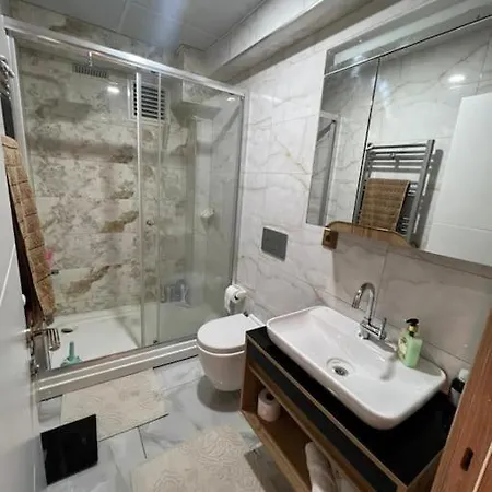 1 Bedroom Free Pool Parking And Security アパート *