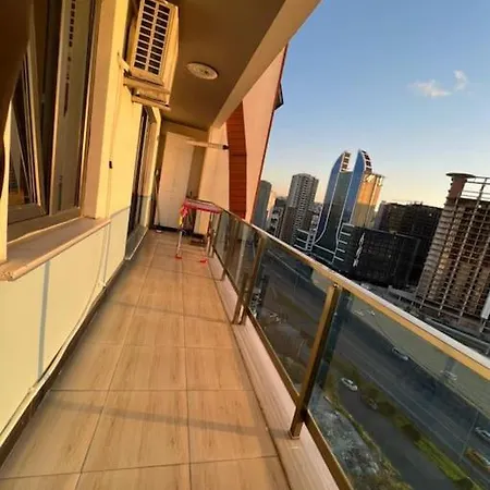 1 Bedroom Free Pool Parking And Security アパート *