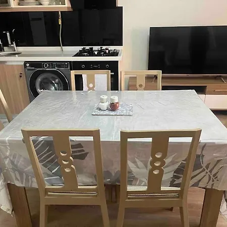 1 Bedroom Free Pool Parking And Security * イスタンブール